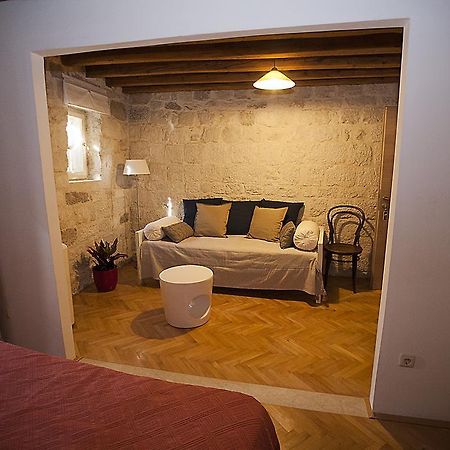 Rooms Livia Trogir Kamer foto