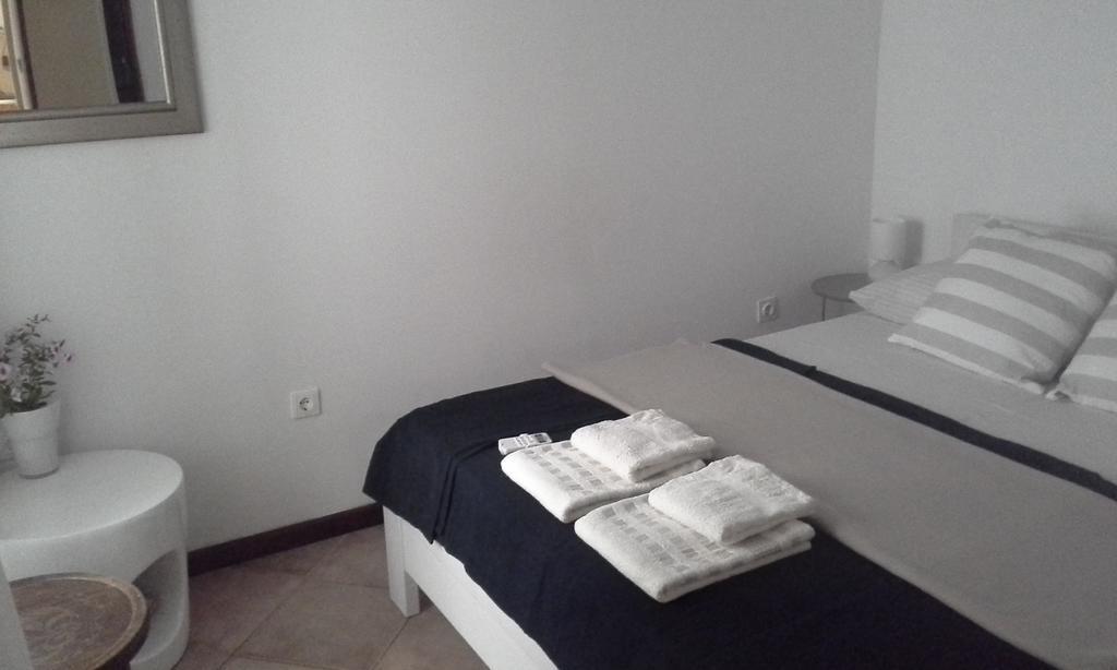 Rooms Livia Trogir Buitenkant foto