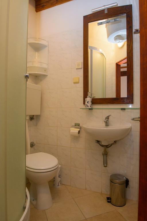 Rooms Livia Trogir Kamer foto